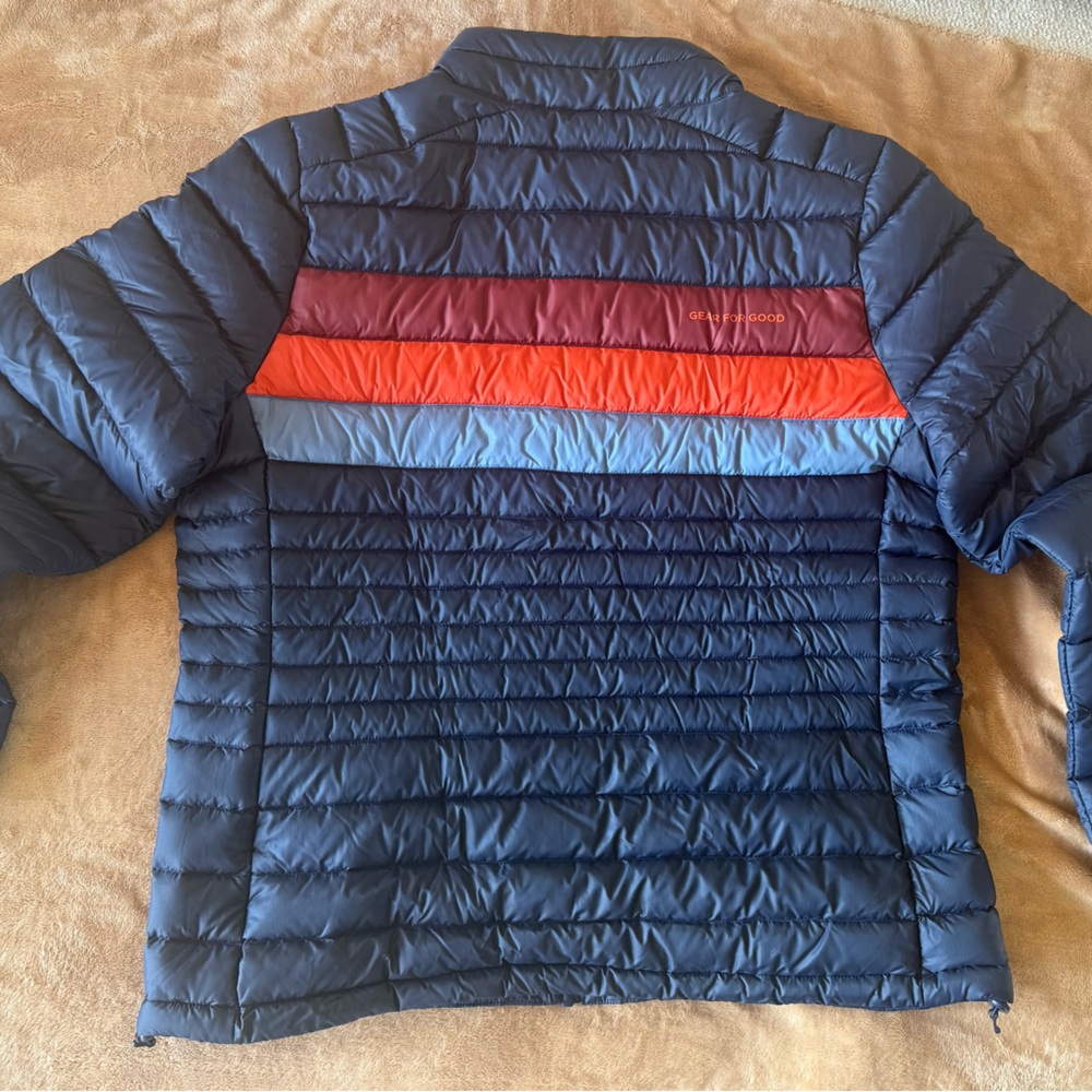 Cotopaxi Navy and stripes Puffer Jacket-NEW!$195.00 size large